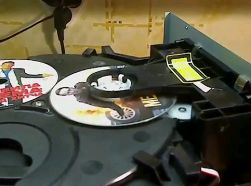 Что делать, если караоке-центр не читает DVD диски