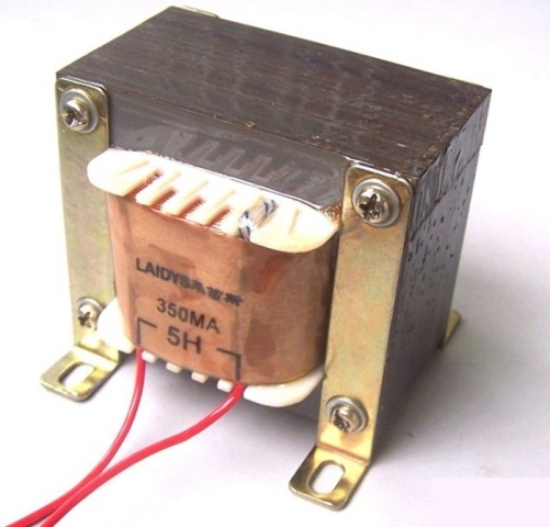 Трансформатор с железным магнитопроводом