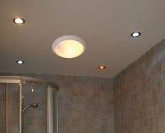точечное освещение в ванной комнате