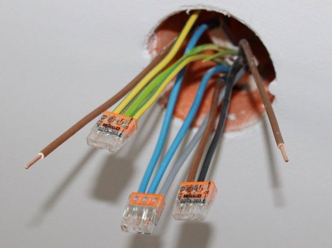 Как узнать какую мощность выдерживает кабель или провод 