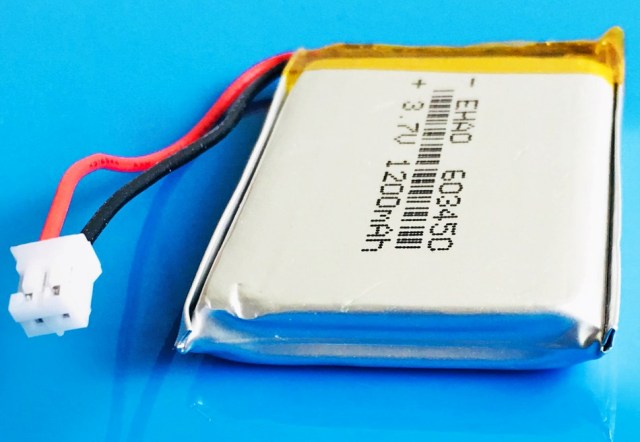 Li-Pol литий-полимерная батарея