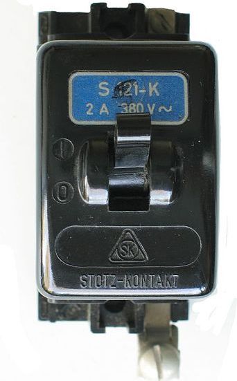 Автоматический выключатель STOTZ-KONTAKT 1952 года выпуска