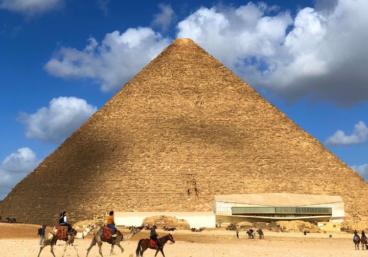 Большая пирамида в Египте